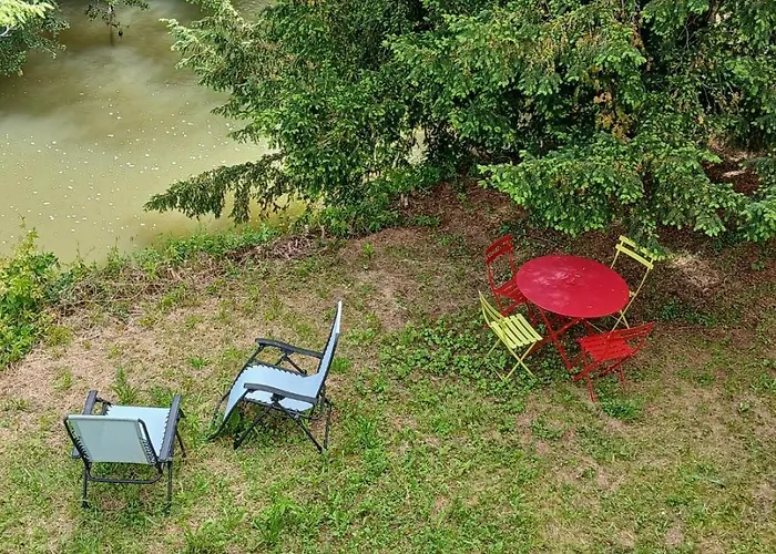 Cosy Logis Et Son Ecrin De Verdure Apartmán